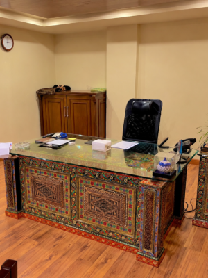 Ornate Traditional Office Interior Pakistan | CEO | Rounaq Art