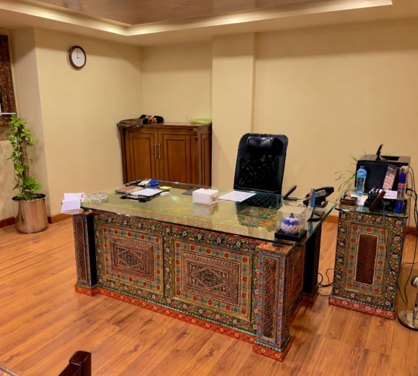 Ornate Traditional Office Interior Pakistan | CEO | Rounaq Art