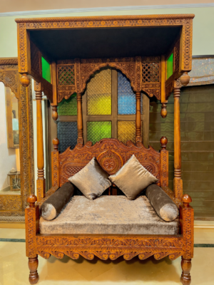 carved-wooden-daybed-handicraft Handcrafted Carved Wooden Daybed | Chinioti Sheesham Wood Dewan
