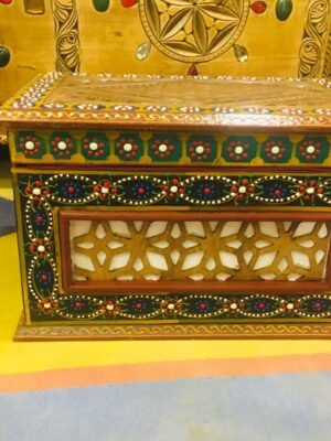 handcrafted-painted-wooden-box Wooden Box Pakistan | Handcrafted Wooden Box Design | Rounaq